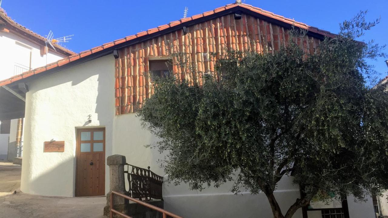 La Casita Del Olivo Apartment Hervas Exterior photo